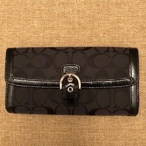 💞Authentic Coach Signature Soho Buckle Wallet